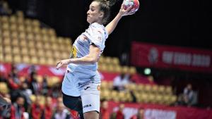 Herning (Denmark)  10 12 2020 - Neria Pena Abaurrea in the EHF Euro 2020 European Women s Handball Main Round Group 1 match between France and Spain in Herning  Denmark  10 December 2020  (Balonmano  Dinamarca  Francia  Espana) EFE EPA Henning Bagger DENMARK OUT