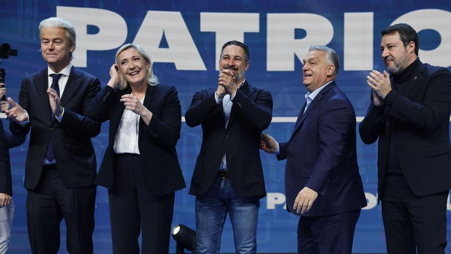 Abascal busca revalidar a Vox como un referente de la extrema derecha mundial en el año de la gran oportunidad de Le Pen