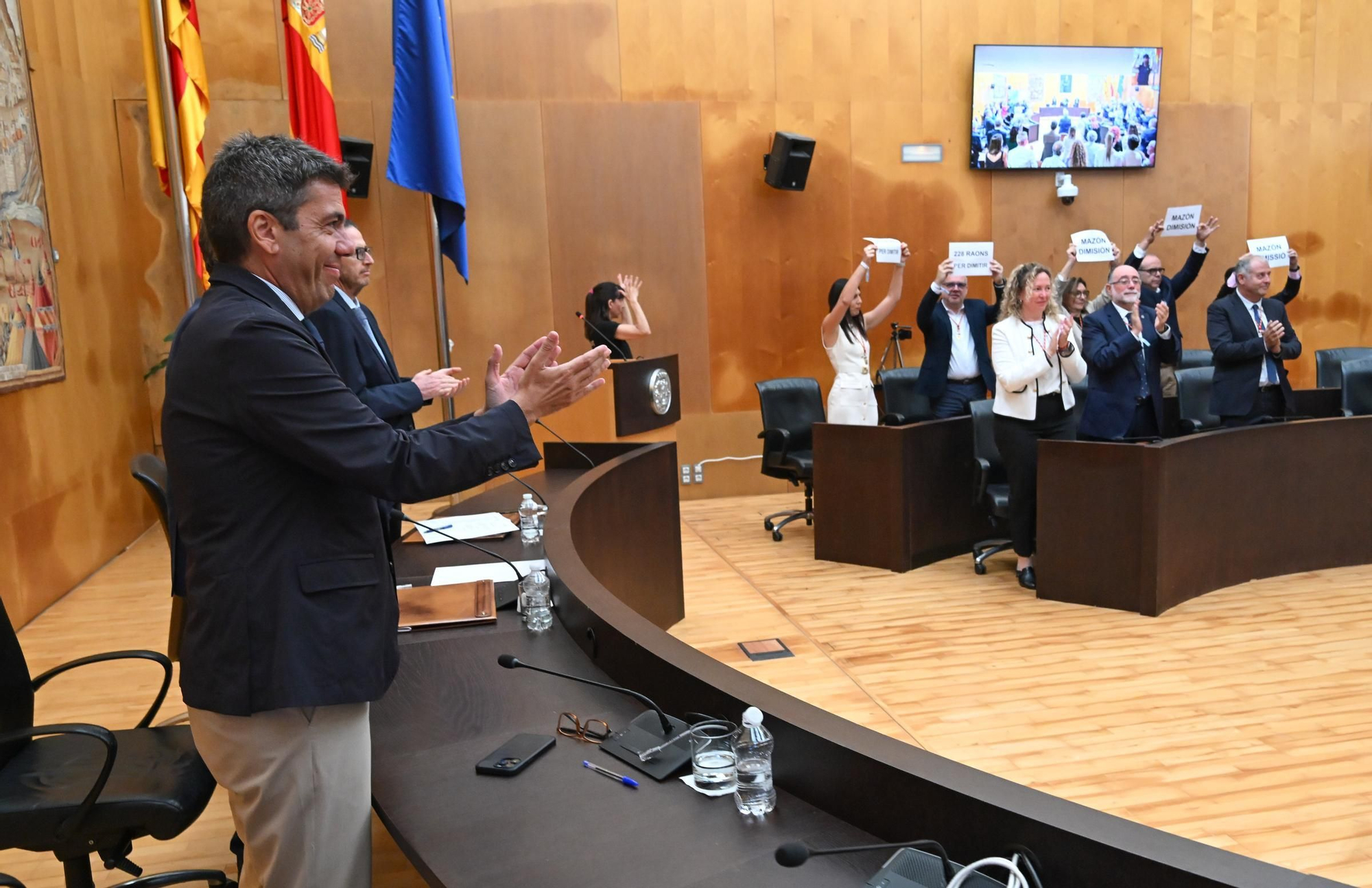 Celebración del Día de Europa en Benidorm y entrega de la distinción a Enrique Ballester
