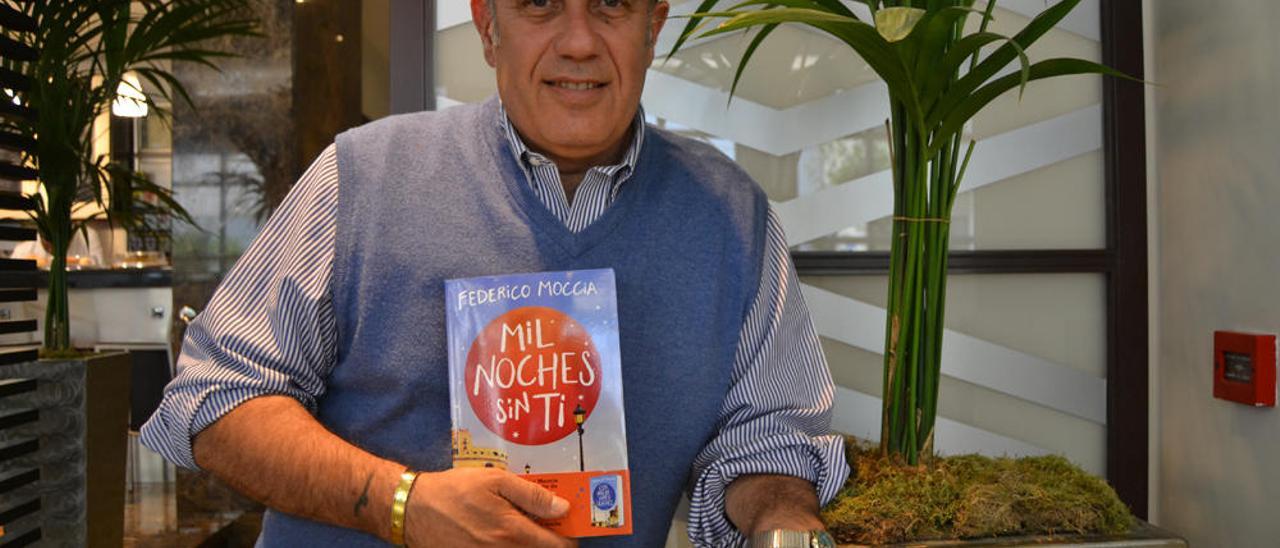 El escritor italiano Federico Moccia presenta nuevo libro, &#039;Mil noches sin ti&#039;. Aida M. Pereda