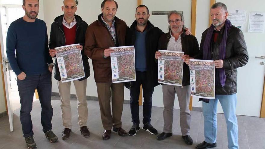 Alberto Pajares, Virginio Ramírez, José Carlos García, Ángel García, José Antonio Díaz y José Miranda en la presentación.