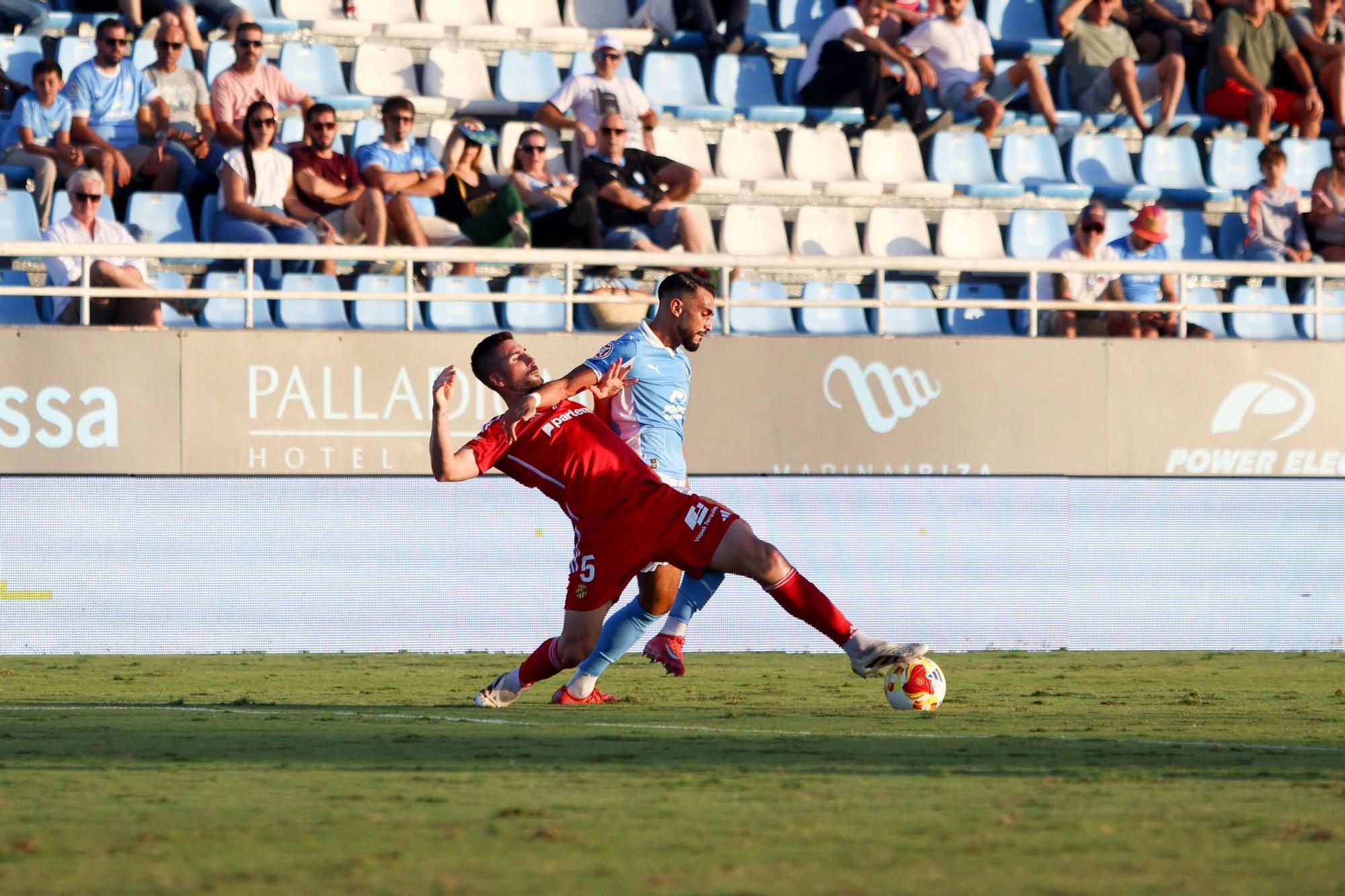 Mira aquí todas las fotos del partido de la UD Ibiza de hoy