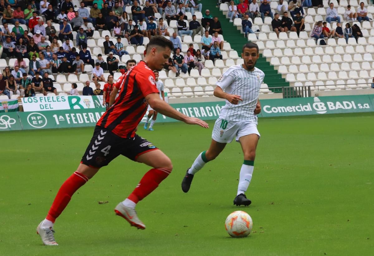 El Córdoba CF B en la final contra el Puente Genil, en imágenes