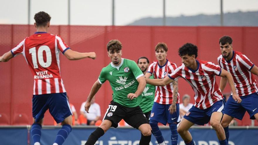 El Zamora CF gana al Atlético de Madrid "B" por 1-2: El progreso rojiblanco da el primer triunfo de pretemporada a los rojiblancos