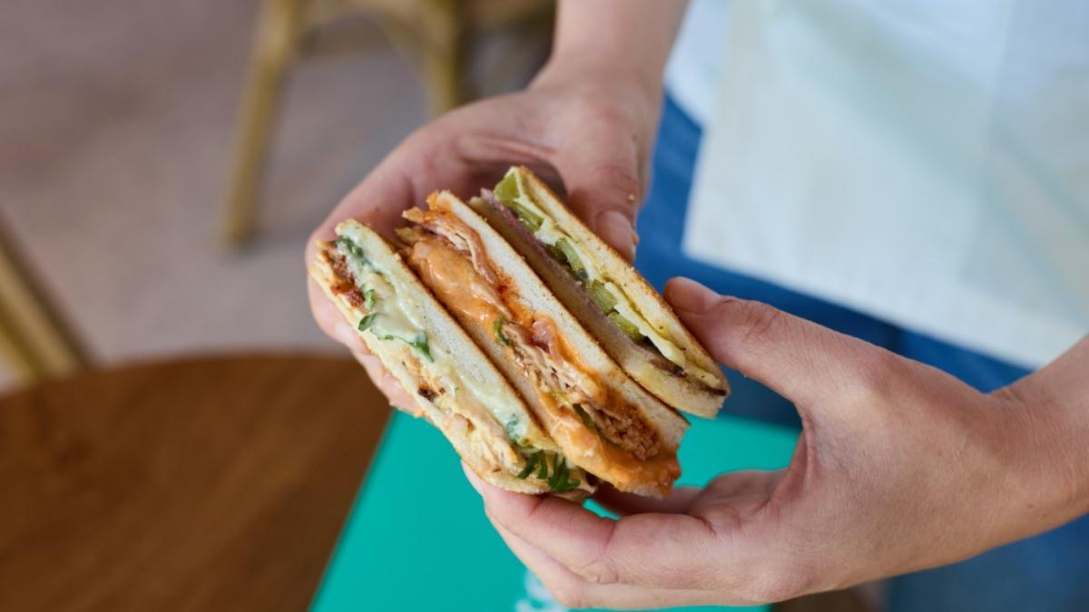 My Basket y The New York Burger lanzan tres lingotes exclusivos que reinterpretan el universo burger en clave delivery.