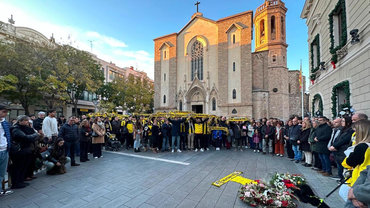Minuto de silencio por la muerte de un jóven de 19 años en Sabadell