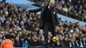 marcosl36745426 manchester city s spanish manager pep guardiola kicks the ba170102171504