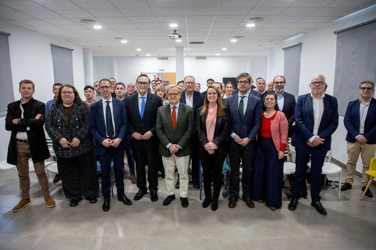 Participantes en la presentación del proyecto, este lunes en Pozoblanco.