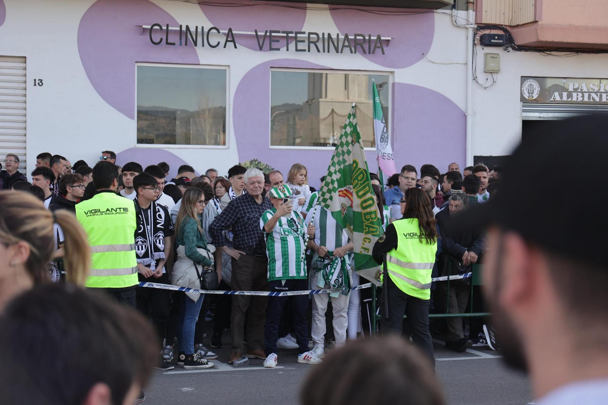 Castellón-Córdoba CF: las imágenes de la afición blanquiverde en Castalia