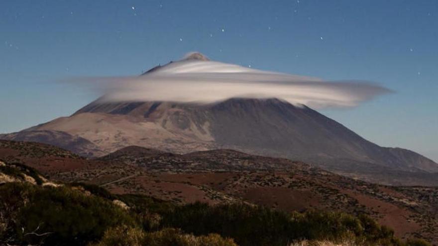 Así se 'pone el sombrero' el Teide