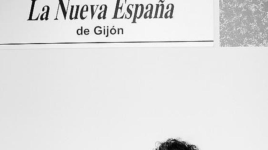 Rafael Fernández, en las dependencias de LA NUEVA ESPAÑA de Gijón.