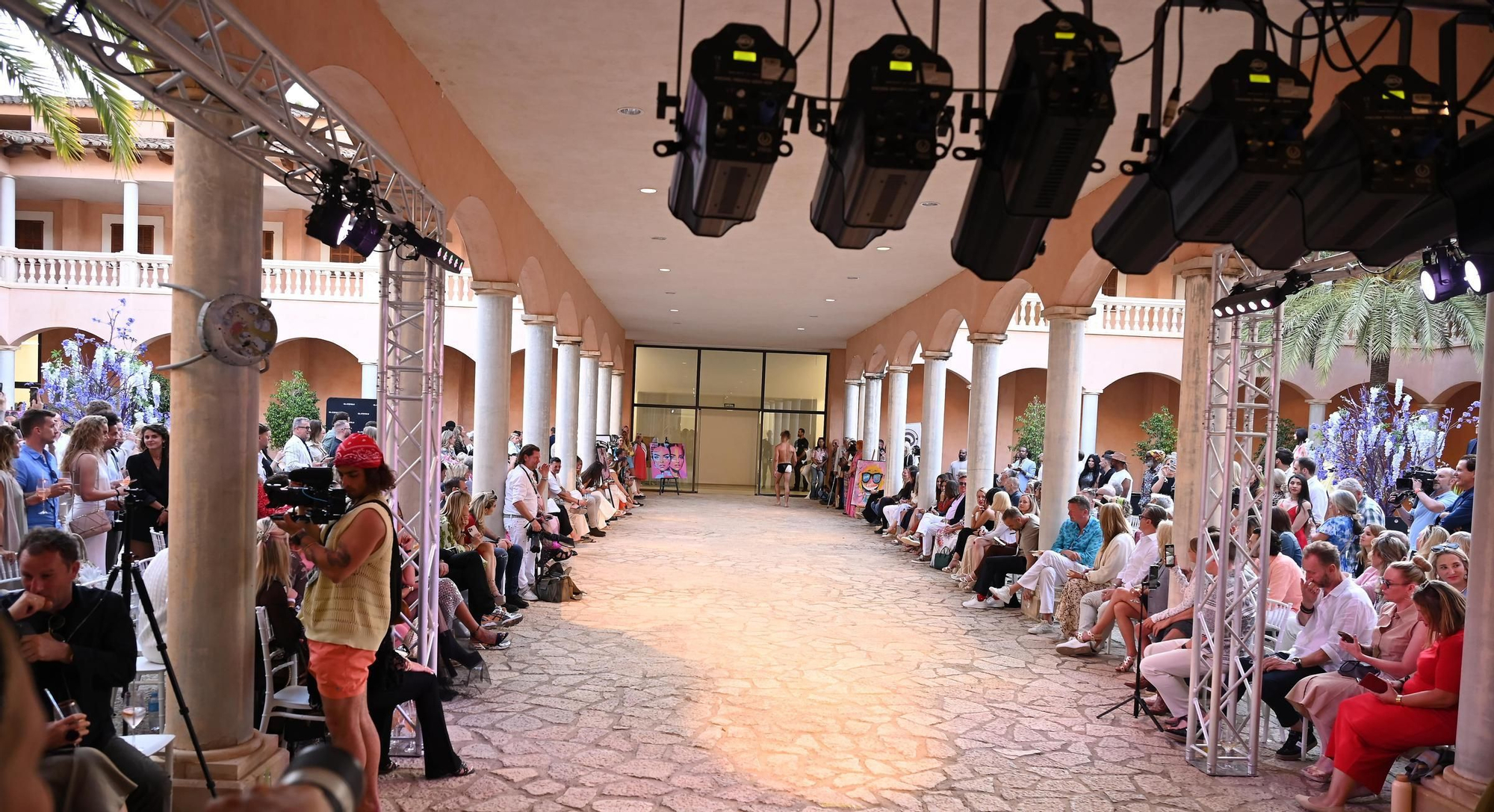 Mariella Ahrens mit neuer Liebe Marco: Impressionen von der Modenacht im CCA Andratx auf Mallorca
