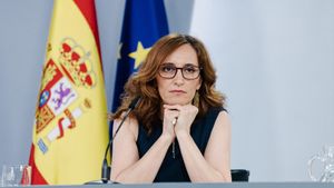 La ministra de Sanidad, Mónica García, durante una rueda de prensa posterior a la reunión del Consejo de Ministros, a 3 de junio de 2025, en Madrid.
