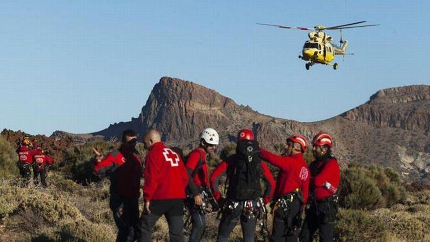 Finaliza la evacuación del centenar de personas atrapadas en el Teide