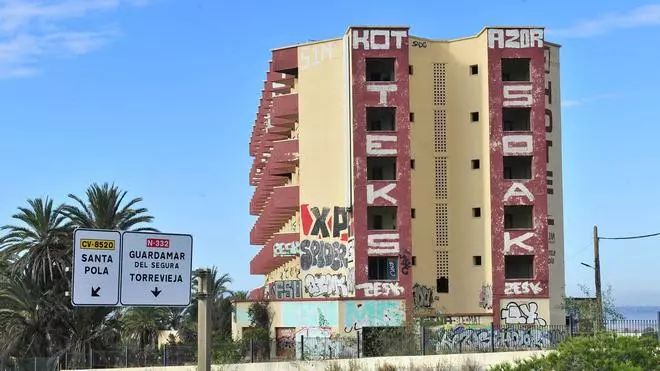 El hotel Rocas Blancas en los años 1998, 2014 y 2019