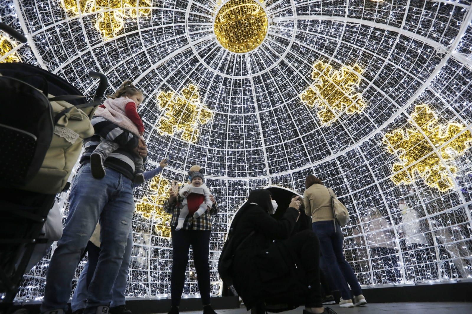 Así es el alumbrado oficial de Navidad en Alicante