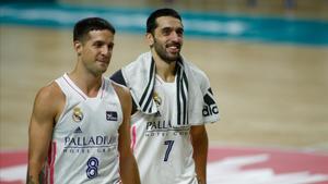 lmendiola55956425 facundo campazzo and nicolas laprovittola of real madrid ges201125164347