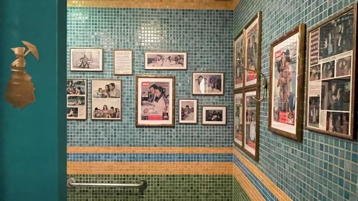 Baño de mujeres de Bodega Molina: 'flashback' del matrimonio de Isabel Preysler y el marqués de Griñón.