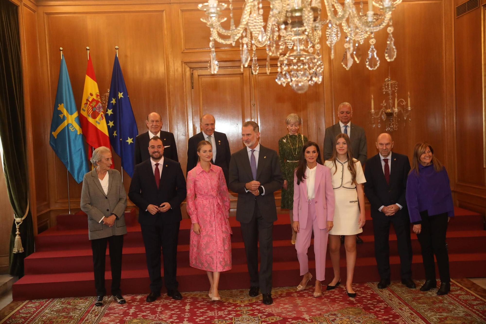 EN IMÁGENES: La Familia Real recibe a las medallas de Asturias, hijos Predilectos e hijo adoptivo 2023