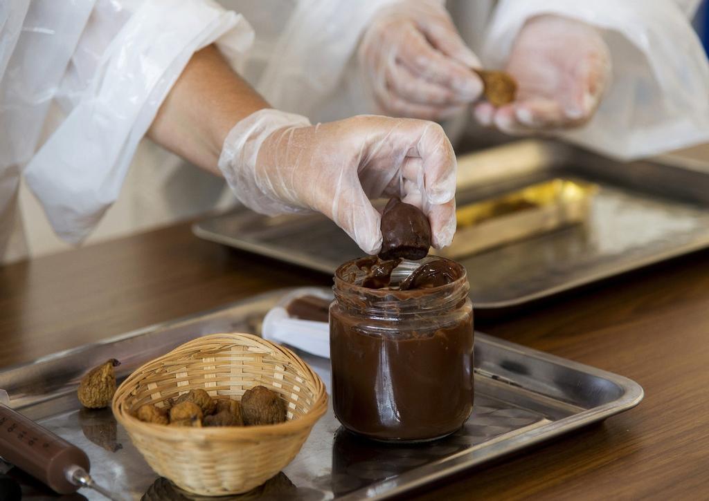 Elaboración del bombón de higo