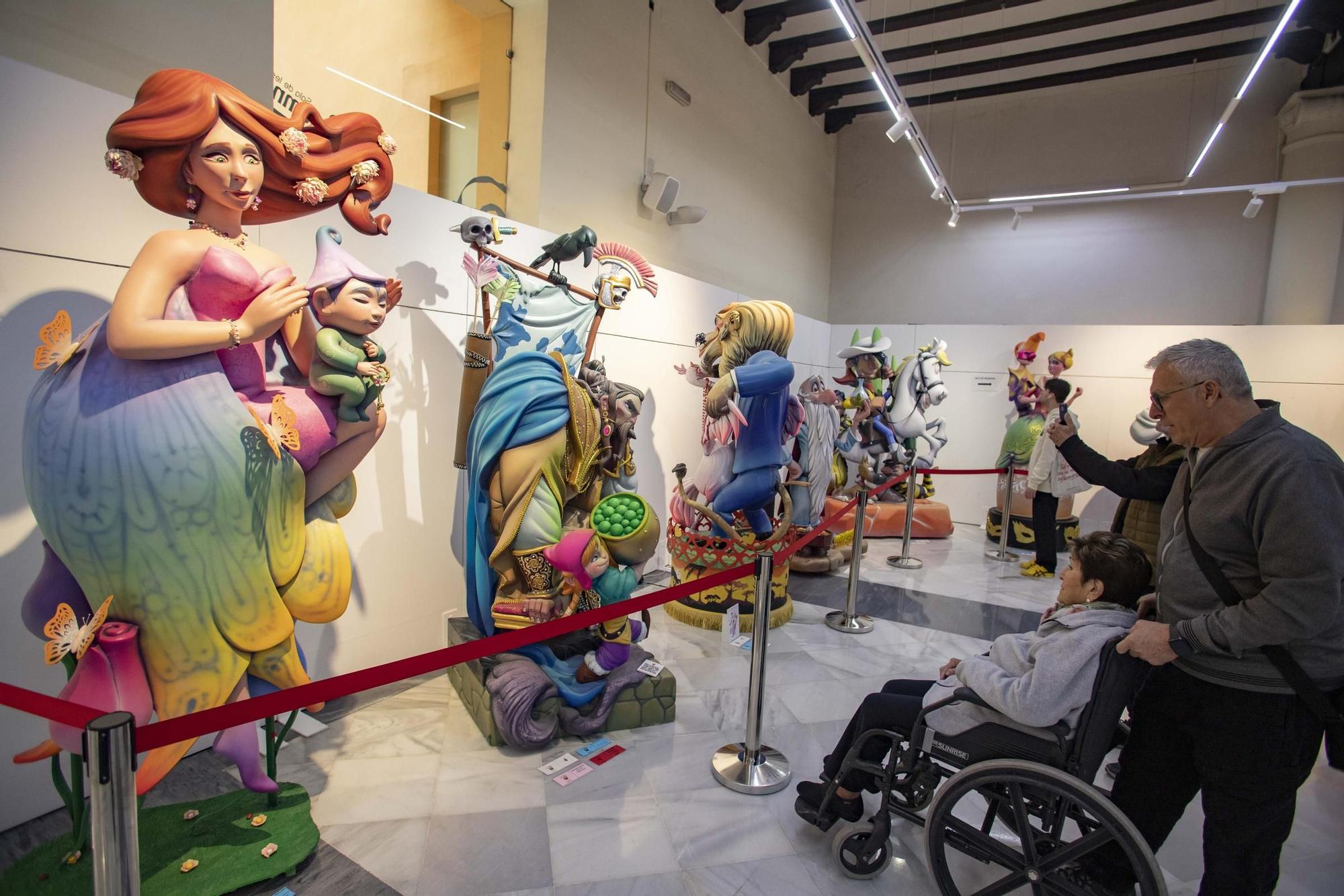 Así son los mejores “ninots” de las 19 fallas de Xàtiva