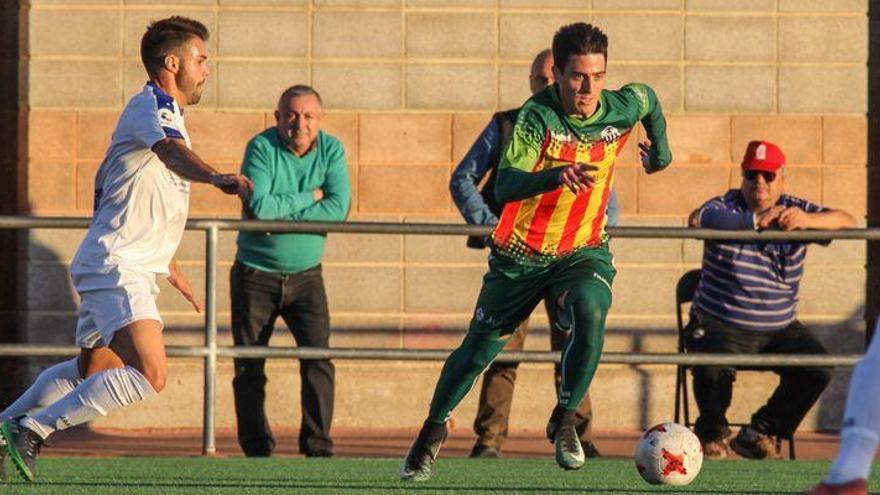 El Castellón sufre demasiado para ganar al Silla (0-1)