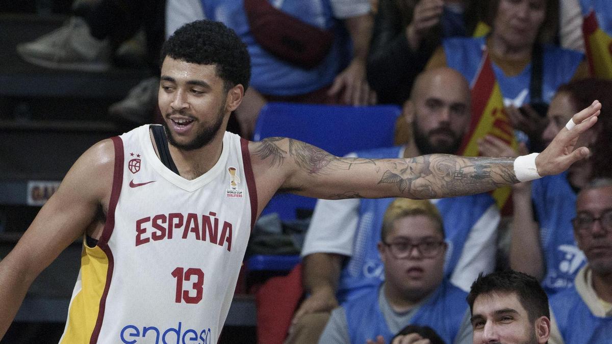 El murciano Izan Almansa durante las Ventanas FIBA de noviembre con la selección española.