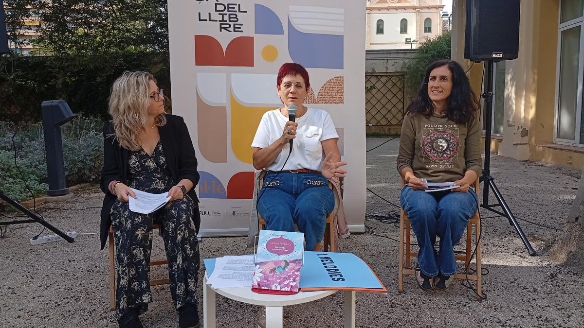 Fina Girbés, durante una presentación literaria, en una imagen de archivo.