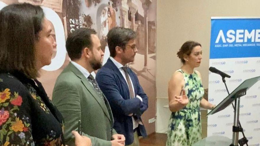 Autoridades en la inauguración de la I Jornada Ágora FP Empresa.