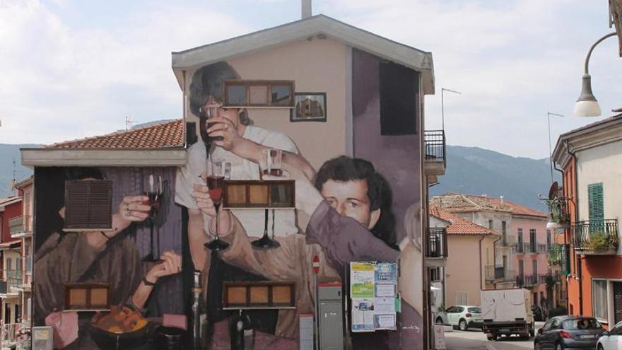 Tres artistas plasmarán sus obras murales en Hervás