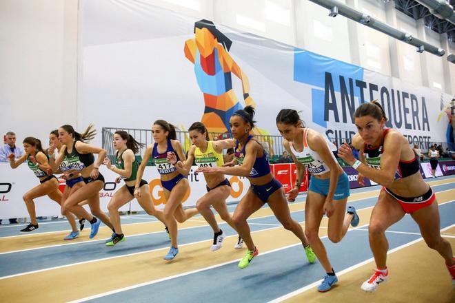 Final de los 1500 metros femeninos, del Campeonato de España Absoluto de atletismo en pista cubierta que se disputa en Antequera (Málaga).