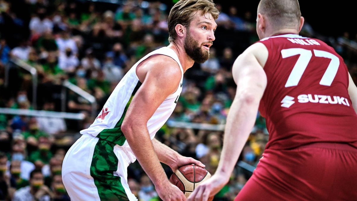 Domantas Sabonis en la semifinal del Preolímpico ante Polonia