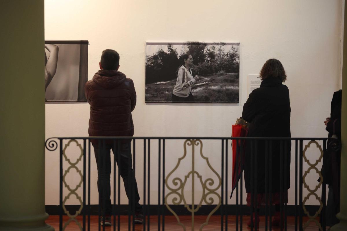 'Virando o rosa': O cancro de mama, nunha exposición sen estereotipos e con perspectiva de xénero na Coruña