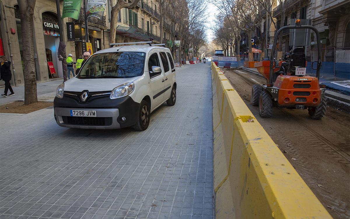 Las obras del eje verde de Consell de cent cambian de fase