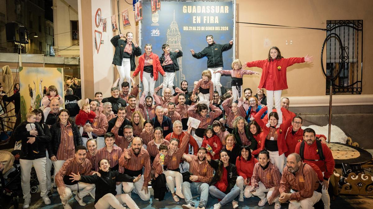 Muixerangueres i muixeranguers participants en la Repartició de la Carn de Guadassuar