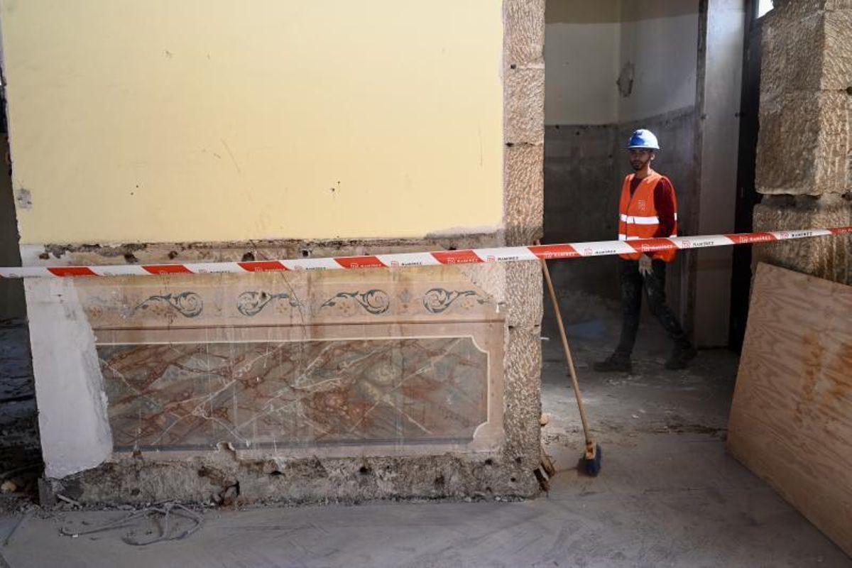 Detalle de los murales que creen originales del siglo XIX. | // R. VÁZQUEZ