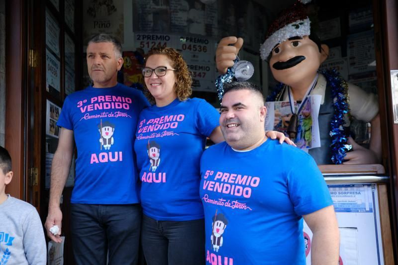 Teror. Administración de loterías de Teror, Av. de Venezuela,  un tercero y tres quintos premios.  | 22/12/2019 | Fotógrafo: José Carlos Guerra