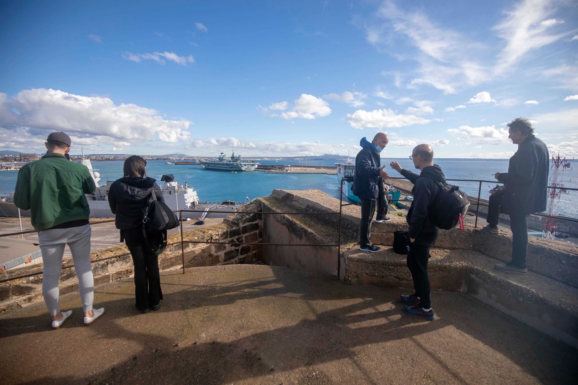 Altes Fort in Palma wird zum Aussichtspunkt auf britischen Flugzeugträger