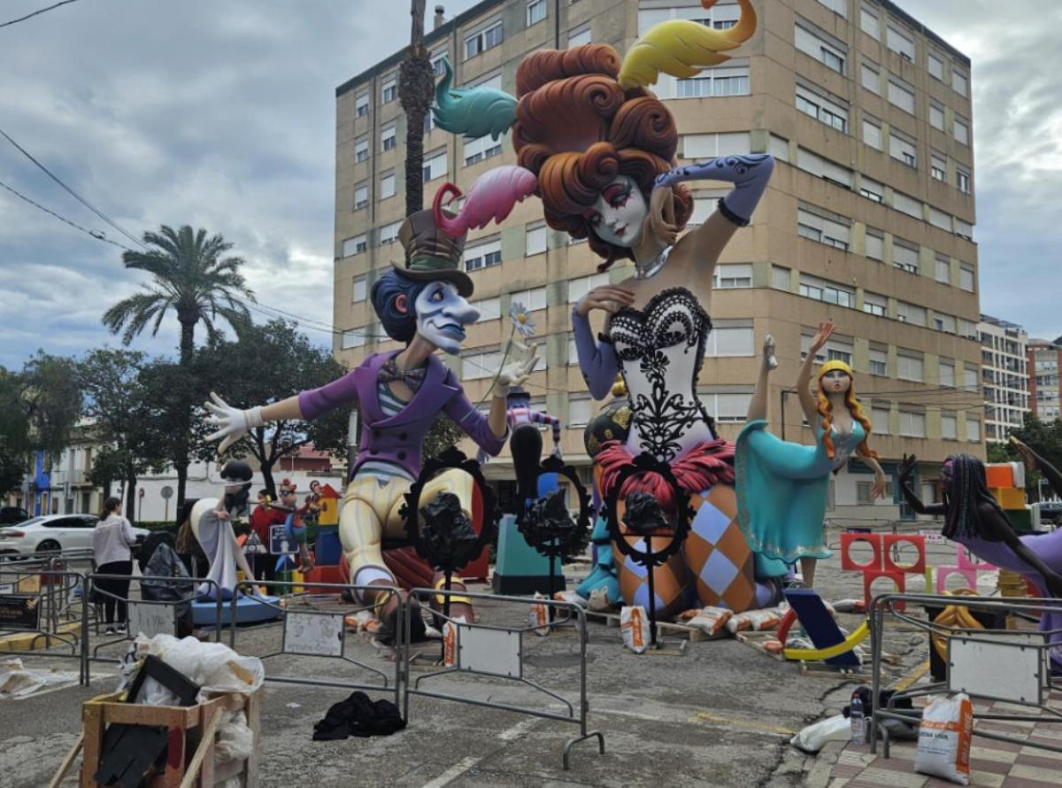 La falla La Via ya luce casi al completo.