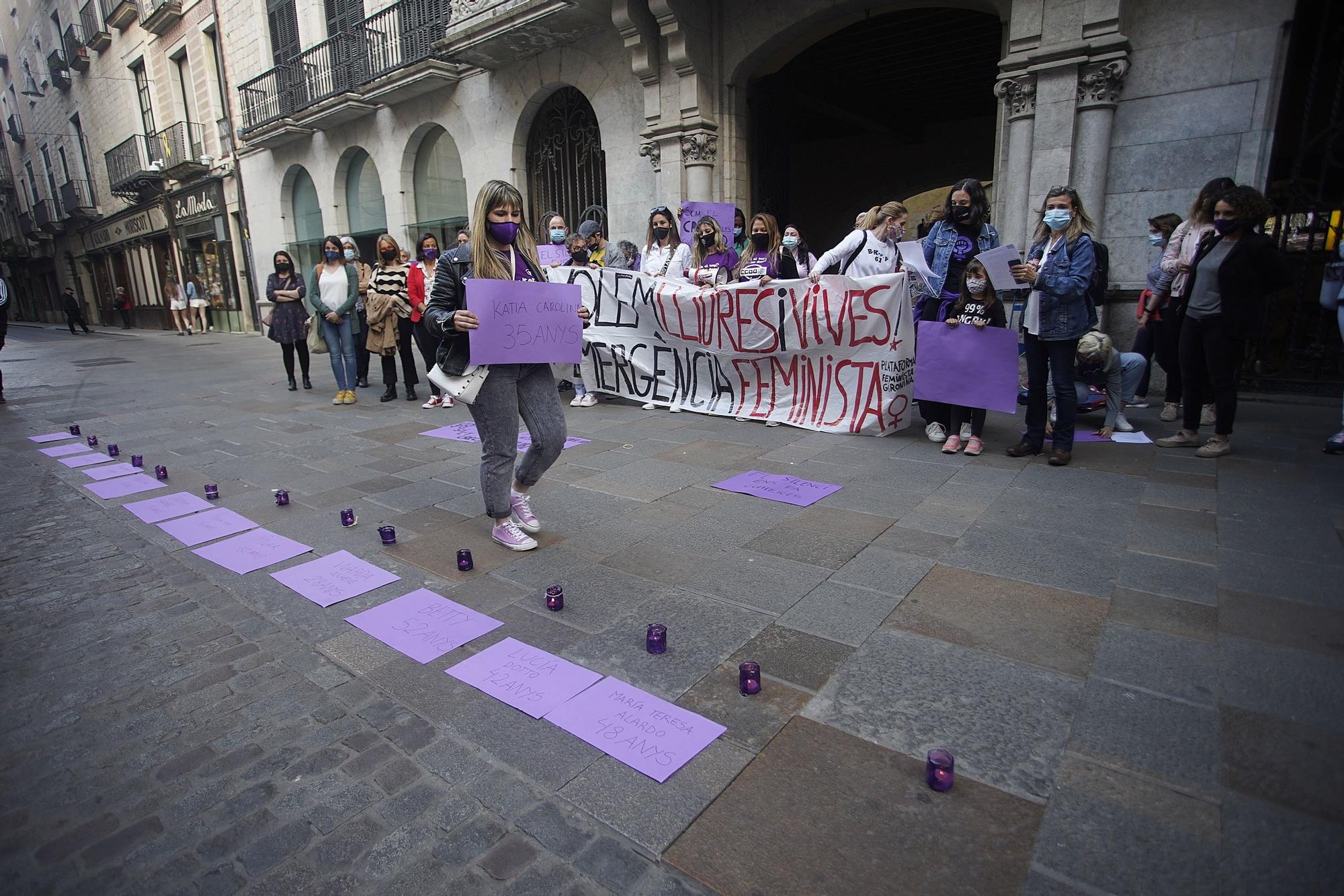 La Plataforma Feminista denuncia els feminicidis