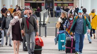 Bruselas recomienda empezar a eliminar las restricciones de viaje de cara al verano