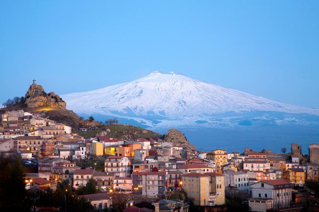 Vista del volcán Etna, en Sicilia