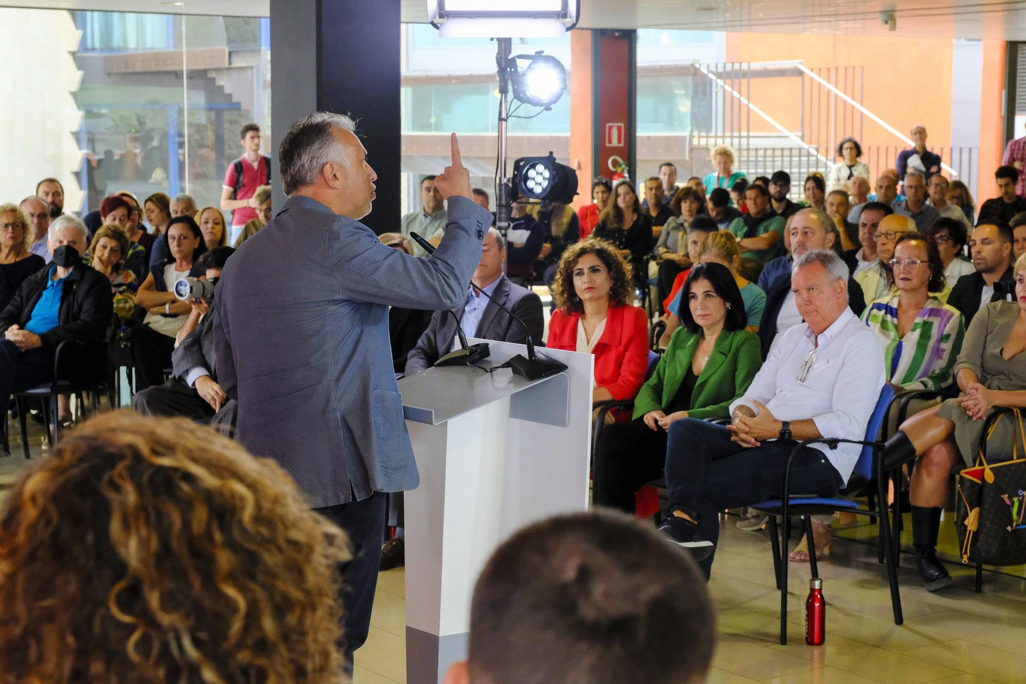 Carolina Darias presenta su candidatura a la alcaldía de la capital grancanaria