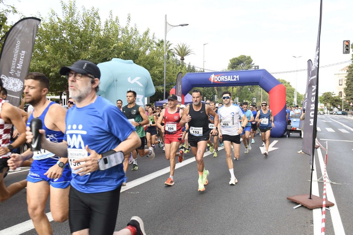 La carrera y marcha Solidaria Asteamur, en imágenes