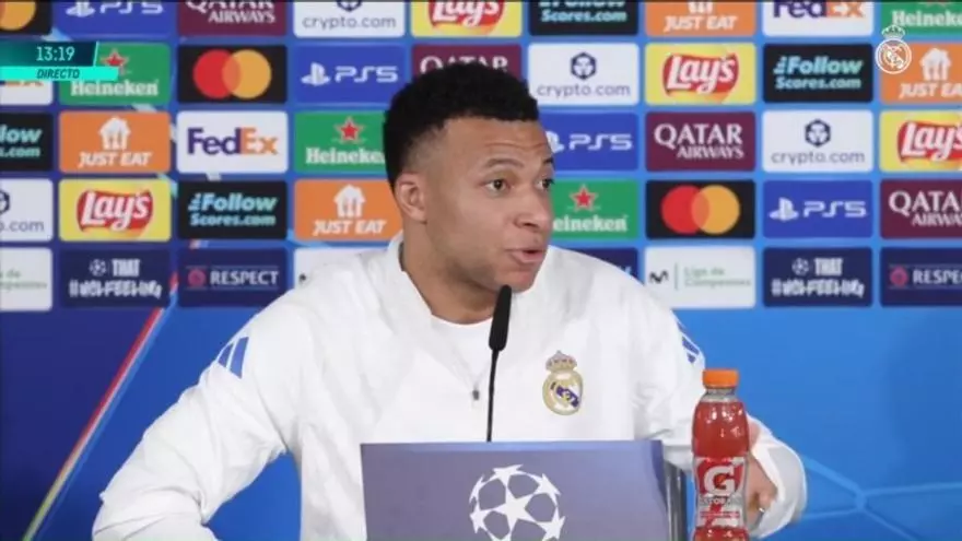 Mbappe: "Entiendo los pitos. La gente escucha a los periodistas y vienen con cosas en la cabeza"