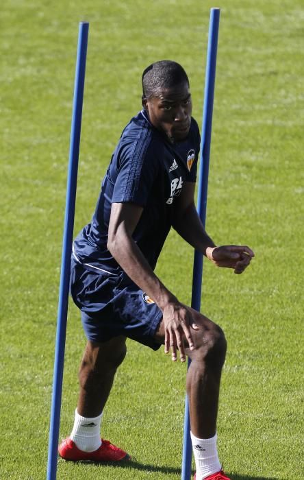 El Valencia CF prepara el partido contra el Legané