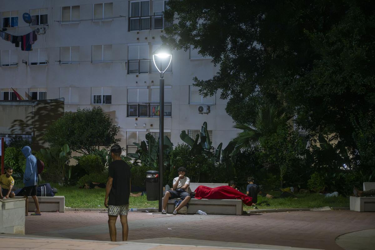 Las imágenes de Ceuta un día después de la gran crisis en la frontera