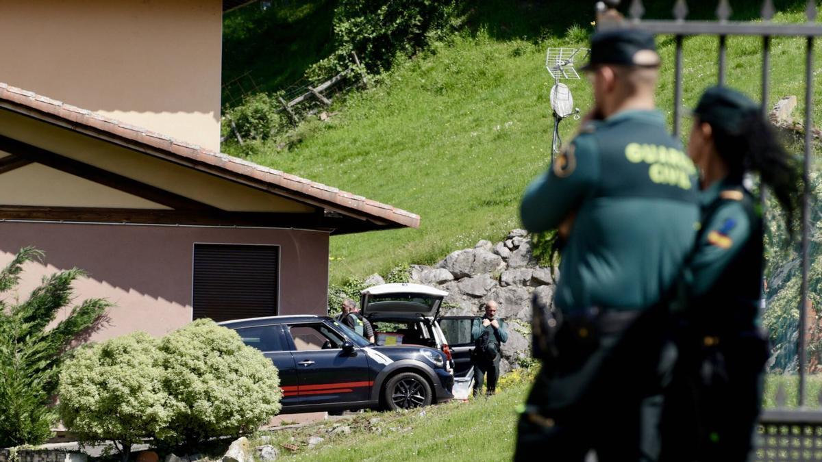 Hallan a un matrimonio tiroteado en su cama en Lena: el marido fallece y logran salvar la vida de la mujer