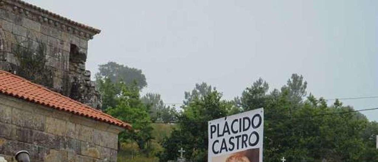 Homenaje a Plácido Castro en el cementerio de Santa Mariña. / I.Abella