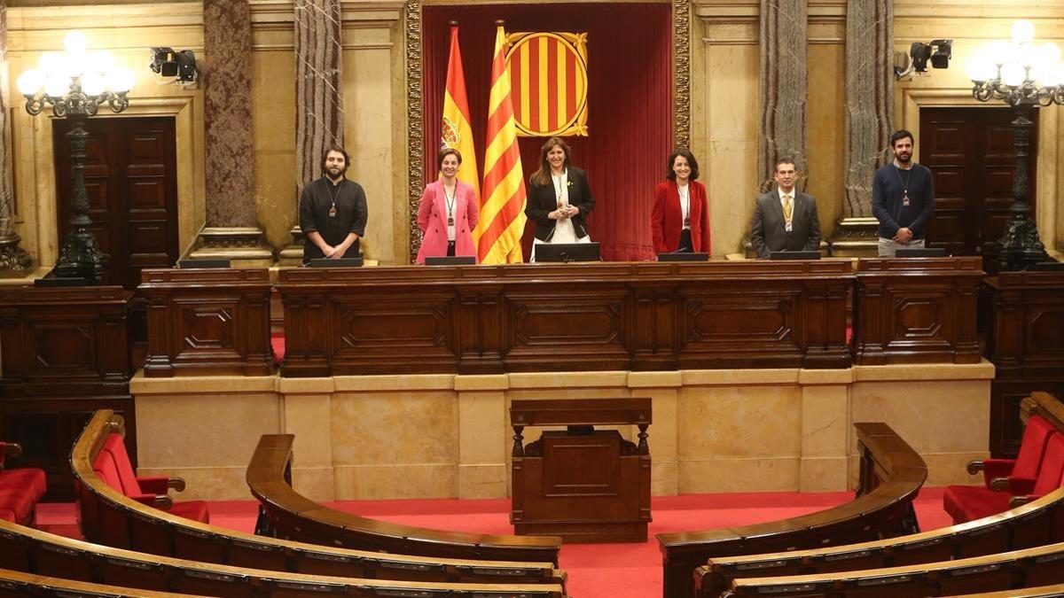 Mesa del Parlament recién constiuida